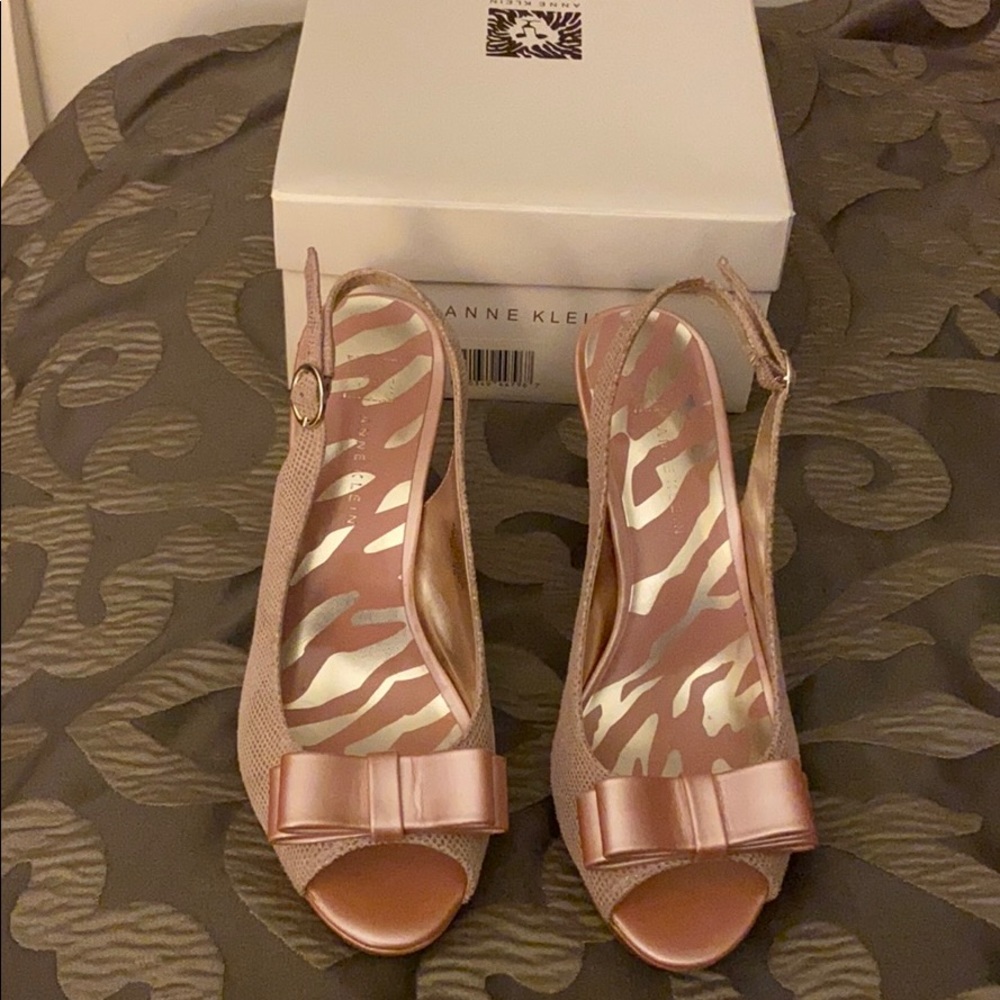 Anne Klein Pink Heels